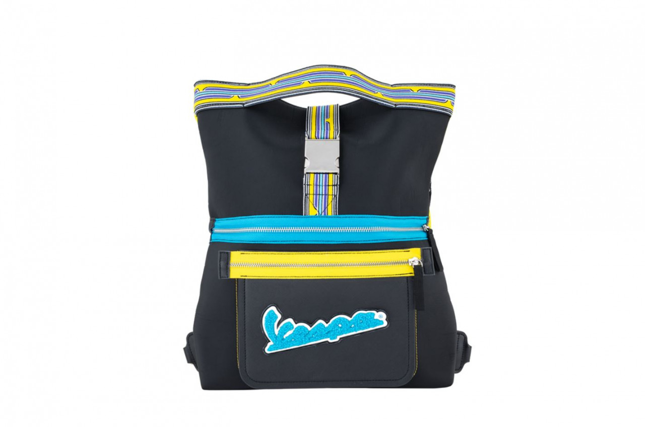 Vespa Tasche mit Rücksackfunktion “V-Stripes” - Schwarz